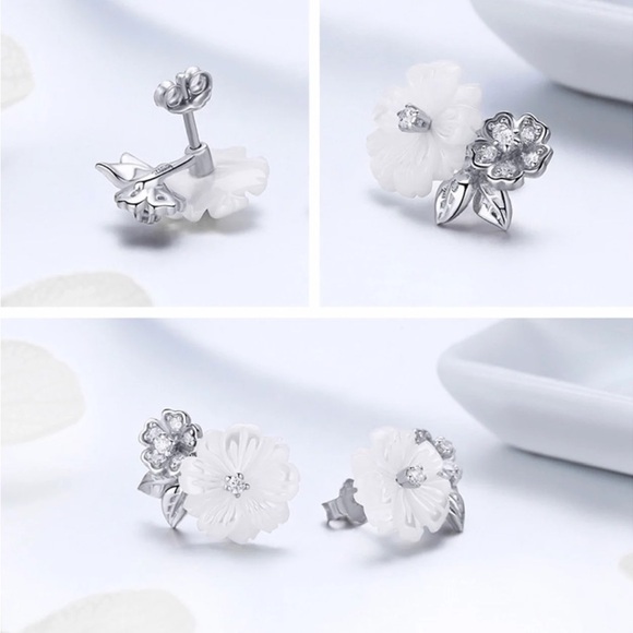 925 Sterling Silver Shell Flower White Enamel Stud Earrings for Women - Picture 3 of 6